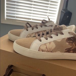 never worn. Bought the wrong size from a and it was too far to drive back